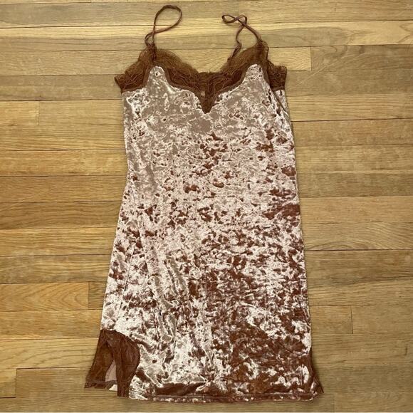 White Crow women's nighttime sleepwear loungewear size small S B14 - Picture 1 of 5